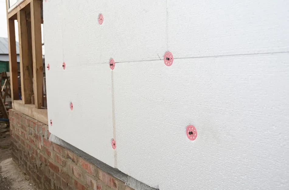 Kołki do styropianu 15 cm: Jak wybrać i zamontować?